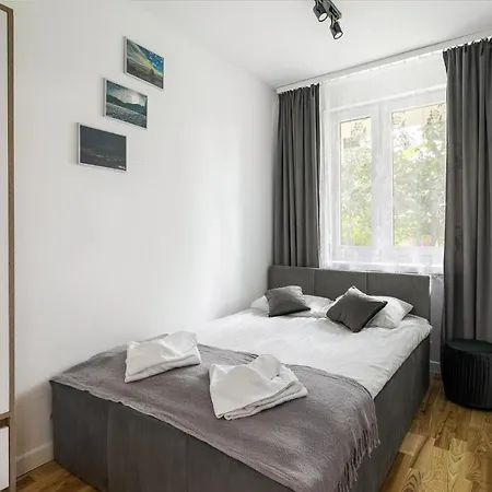 Rent Like - Kasprusie Iii דירה